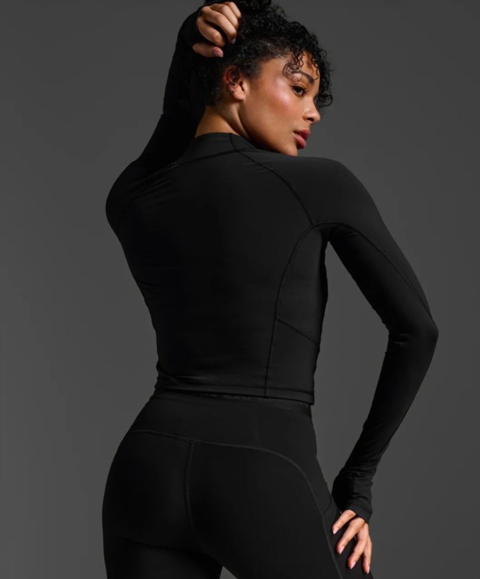 2XU Form Soft Touch 1/2 Zip Long Sleeve - Image 2